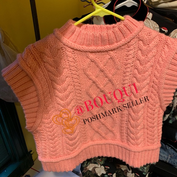 BLOGGERS FAV ZARA CABLE KNIT PINK VEST SWEATER - Picture 2 of 16